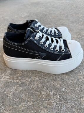 SMFK Compass Meteor Rove Low-Top Chunky Sneaker Black White Women’s Size 38